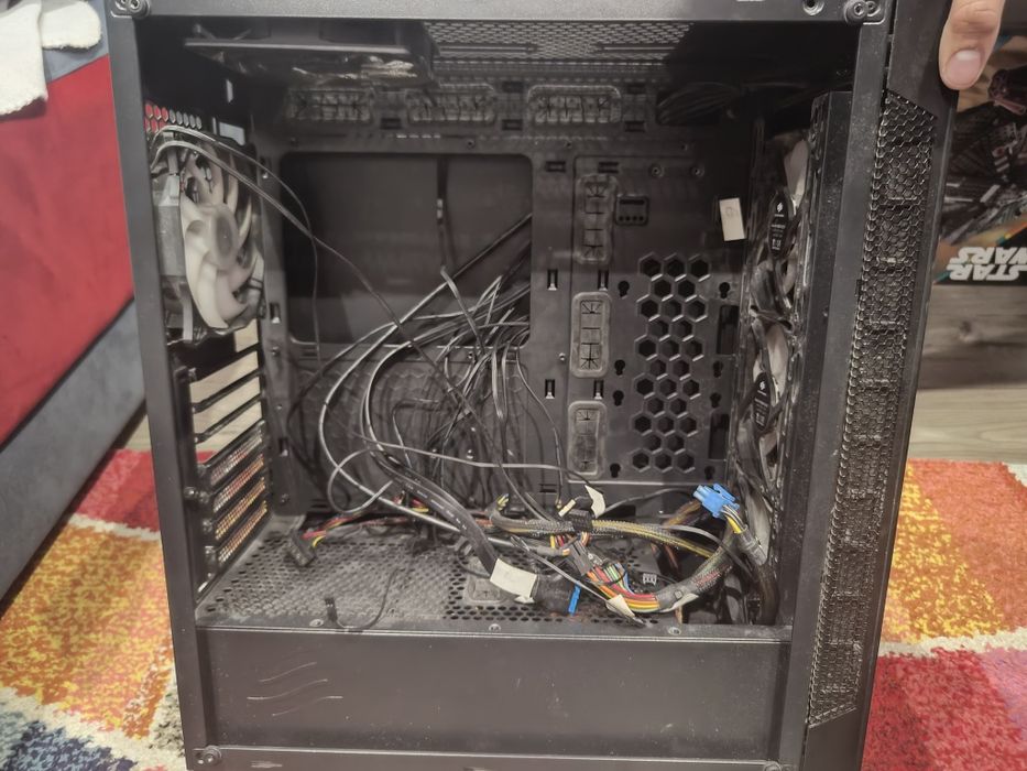 SilentiumPC Armis AR5X TG RGB obudowa + 4 wentylatory rgb