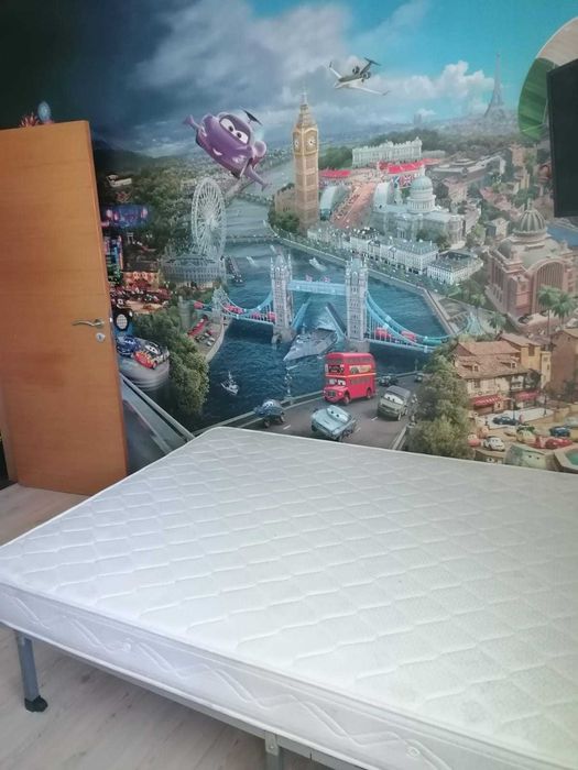 Colchao usado, em bom estado.