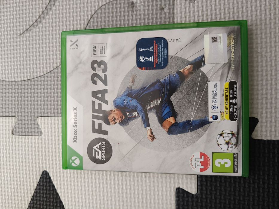 Gra na Xbox FIFA 23 series x super stan