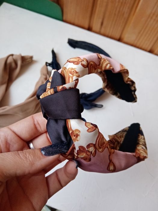 Обруч на голову по 20 грн