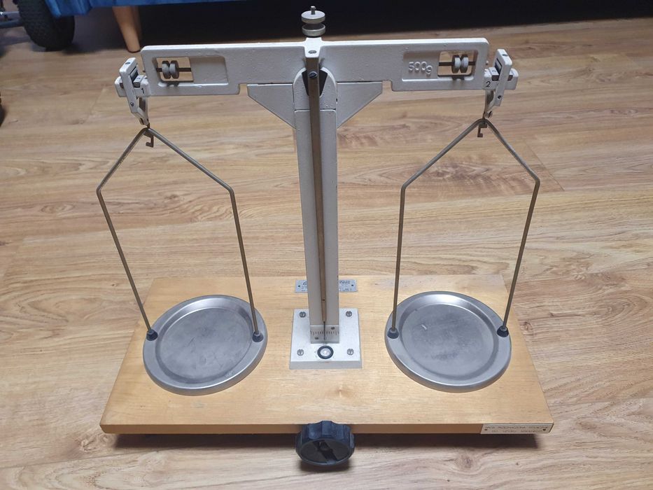 Waga laboratoryjna - szkolna