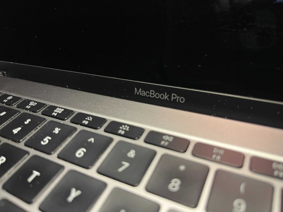 Macbook Pro 13-inch 2017