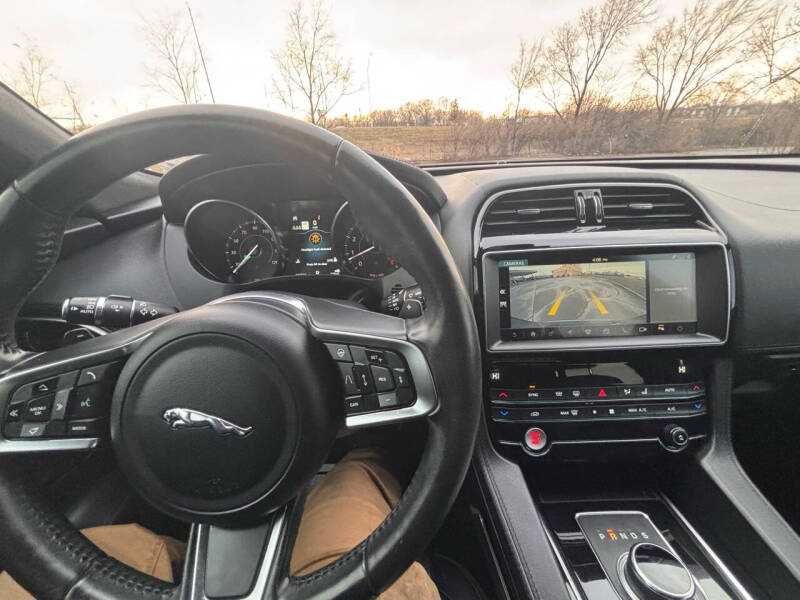 2019 Jaguar F-PACE