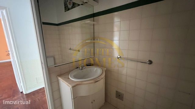 Apartamento T2 em Oeiras.