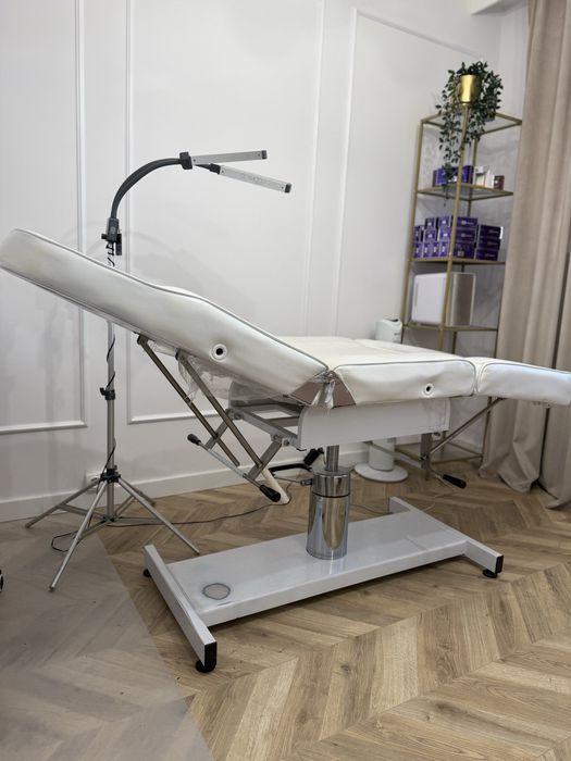 Fotel kosmetyczny łóżko  kosmetyczne poduszka do rzęs  polecam