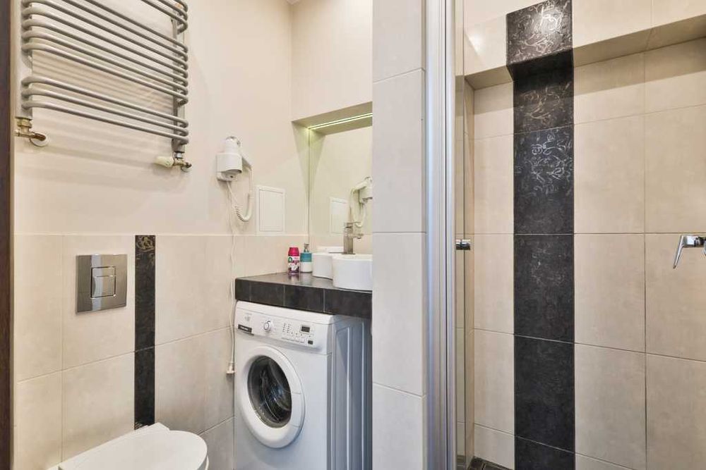 300 m Fontanna Neptuna/Stare Miasto 2 pok