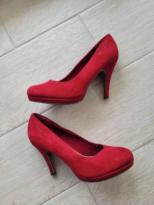 Bordowe buty szpilki czółenka zamszowe Tamaris 37