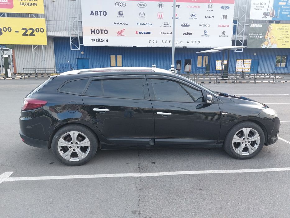 продати авто Renault Megane III