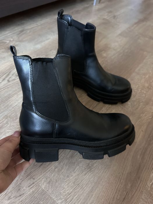 Челсі на резинці,черевики