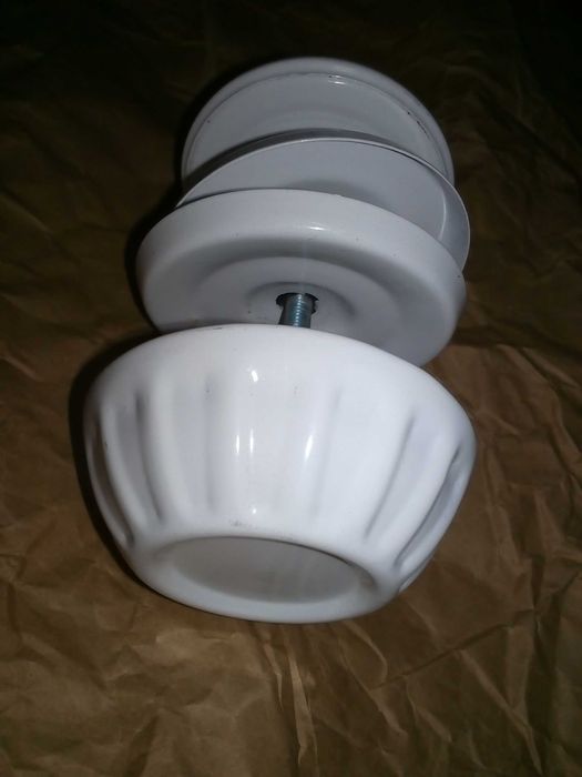 металлическая ручка-кнопка, дверная ручка неповоротная межкомнатная