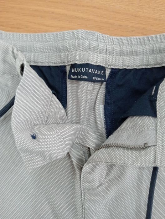 Calções cinza claro