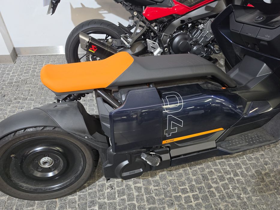 Banco para BMW CE 04