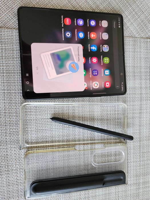 Планшет Samsung Fold3 12/512 стилус чохол. що новий