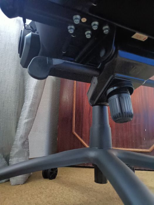 NLR Pro Gaming Chair Leather Edition