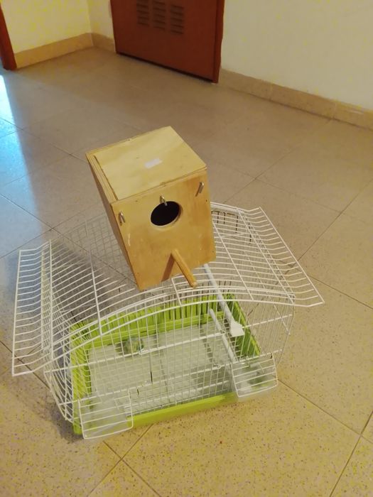 Gaiola para pássaro