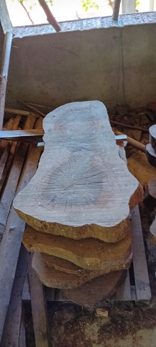 Pranchas de madeira de sobreiro para fazer mesas