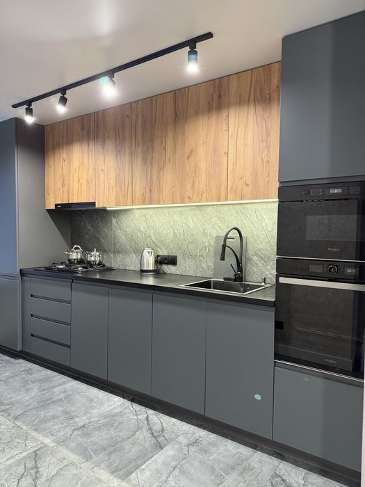 VIP 1 кімн. Погодинно, подобово на Славіна