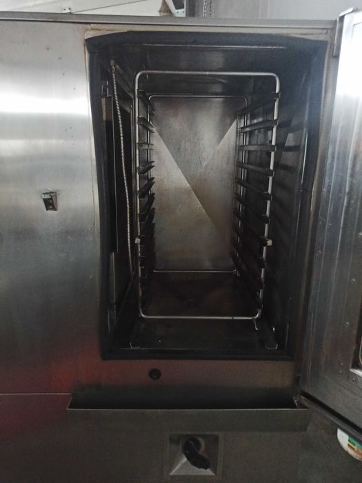 Piec konwekcyjno parowy rational 101 g scc