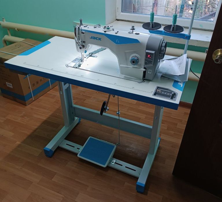 Промислова швейна машина Jack F5