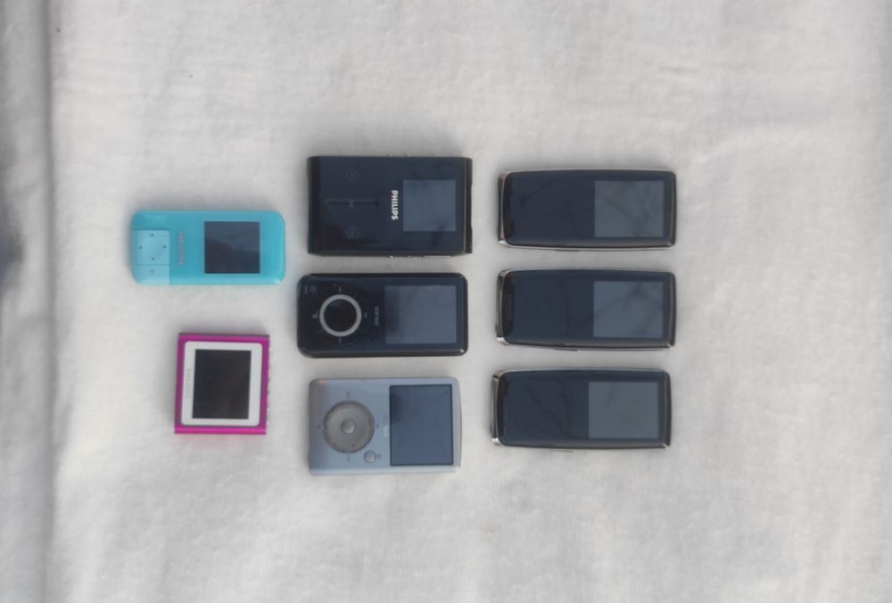 Лот плеєри Samsung YP-S3, Philips Go gear, sansa, median, majestic