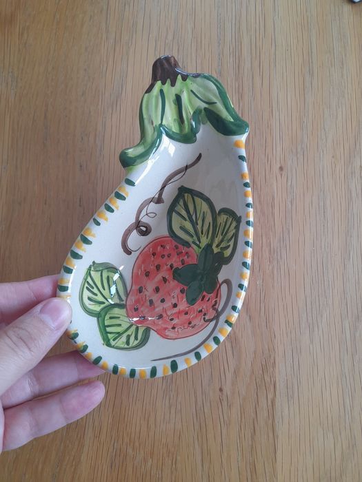 Hand-Painted Vintage Ceramic Set64563981239171126
