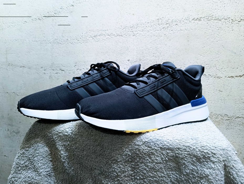 Męskie sneakersy ADIDAS RACER TR 21 r.44 2/3 stan bardzo dobry