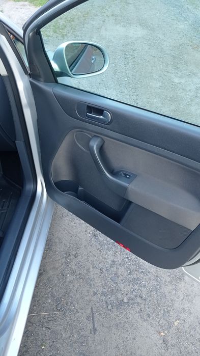 Продам Гольф 5+ 1.6 газ/бензин