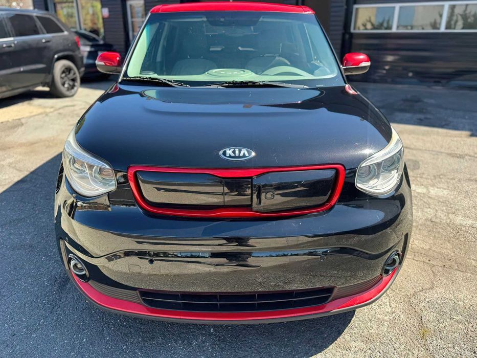 Kia Soul EV+      2018