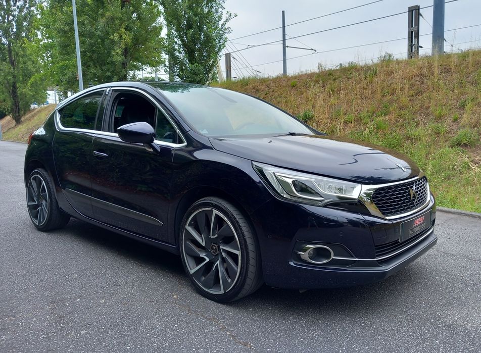 Ds4 1.6  htp 211cv. 2015