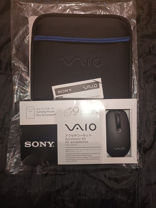 Etui i myszka do notebooka Sony