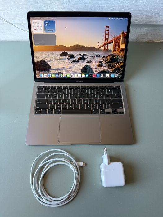 Apple MacBook Air 13” 2020 M1 16GB RAM 1TB SSD