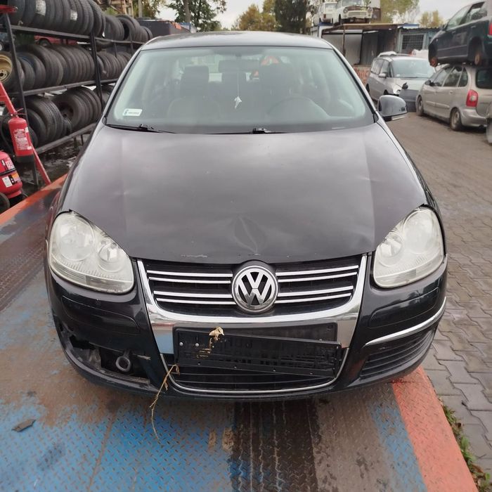 Volkswagen Jetta na części .