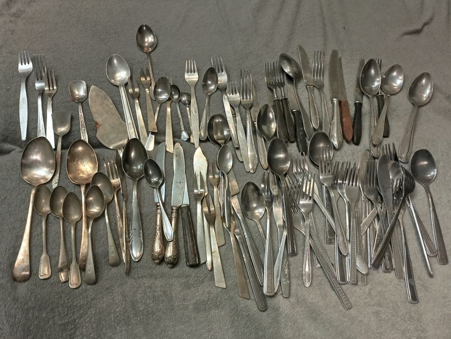 Duży zestaw stare sztućce