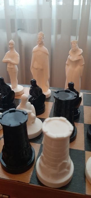 Якісні шахи в чудовому стані