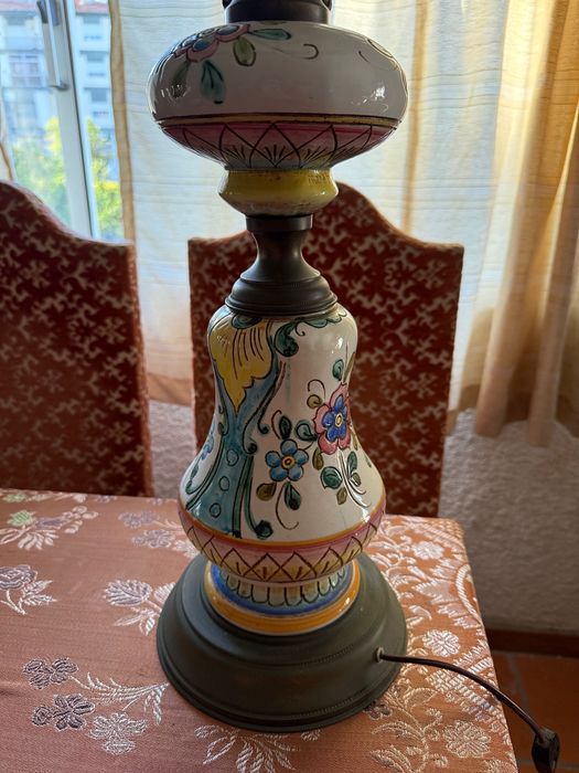 Candeeiro de mesa