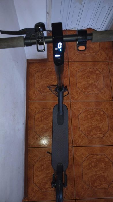 Hulajnoga elektryczna Xiaomi mi essential