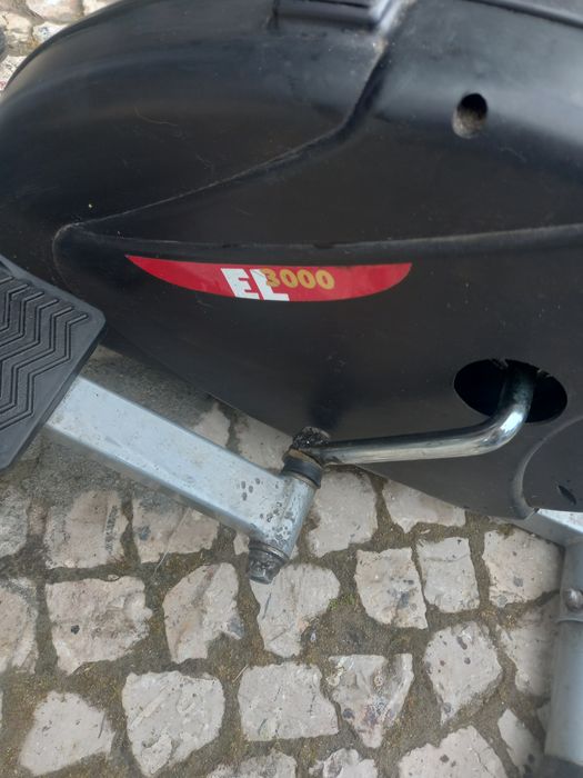 Máquina de exercícios447379422882058242