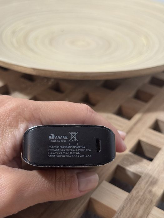 Carregador portatil Samsung em excelentes condicoes!