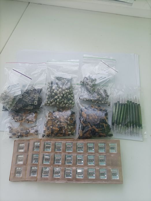 Микросхемы.Транзисторы