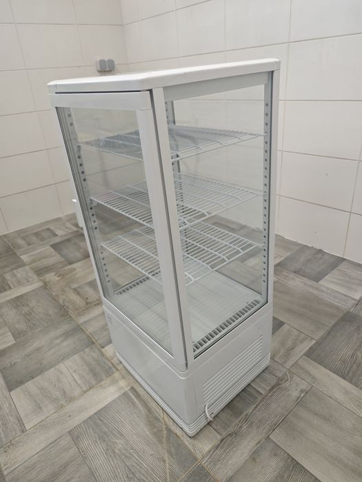 Холодильна вітрина кондитерська Metro GGC2078