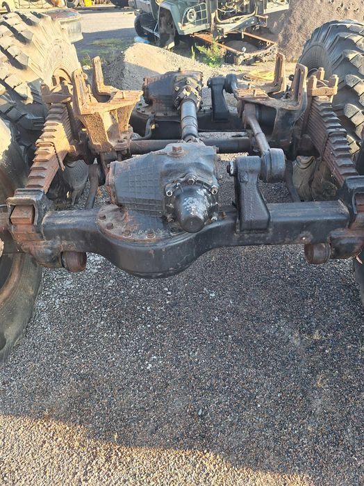 Продам запчасти зил 131