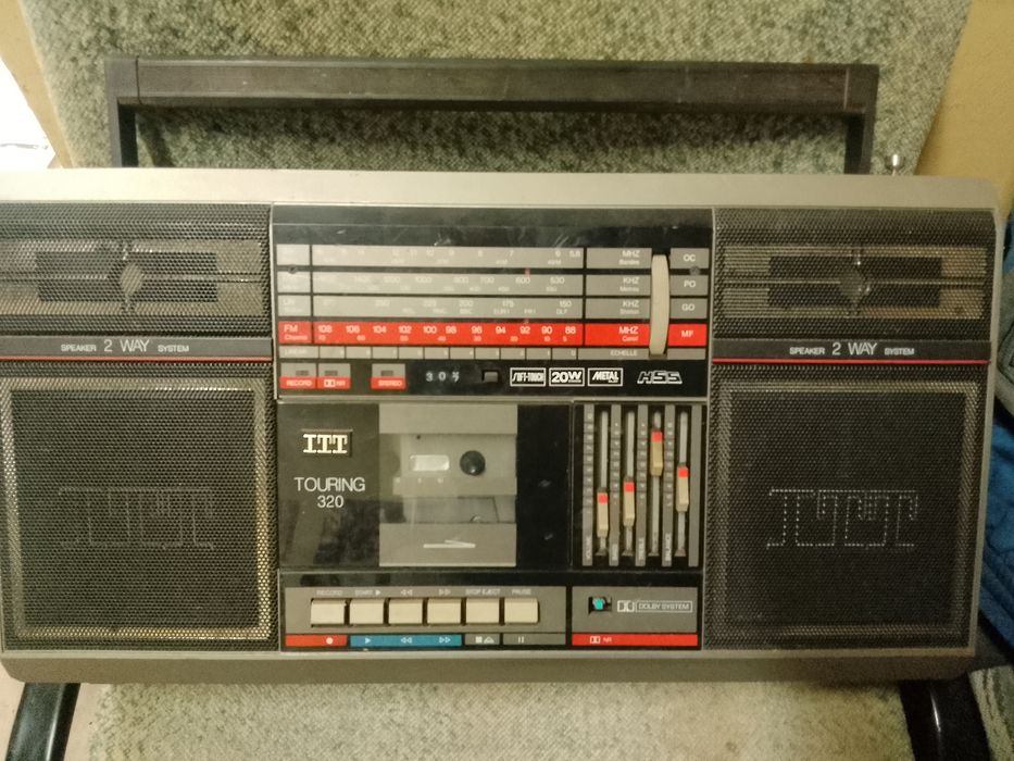 Radiomagnetofon ITT  , JVC,Sanyo, Nokia