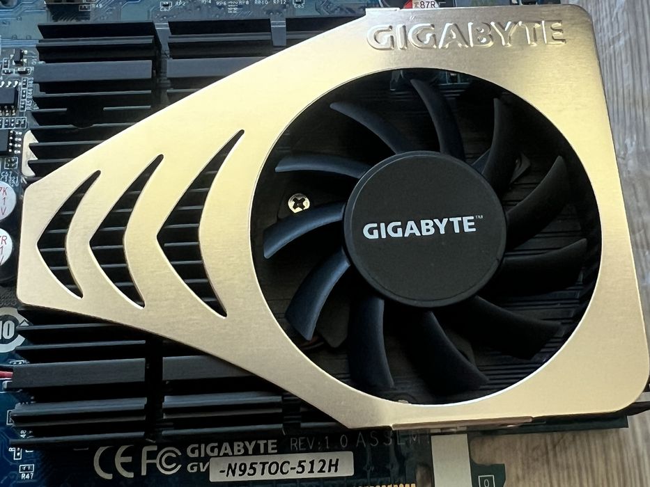 Karta graficzna GIGABYTE GV-N95TOC-512H