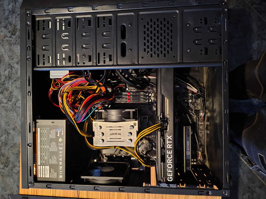 komputer stacjonarny gamingowy