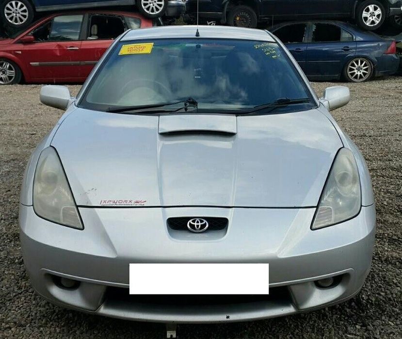 Toyota Celica 1.8 Vvt-I De 2001 Disponível Para Peças