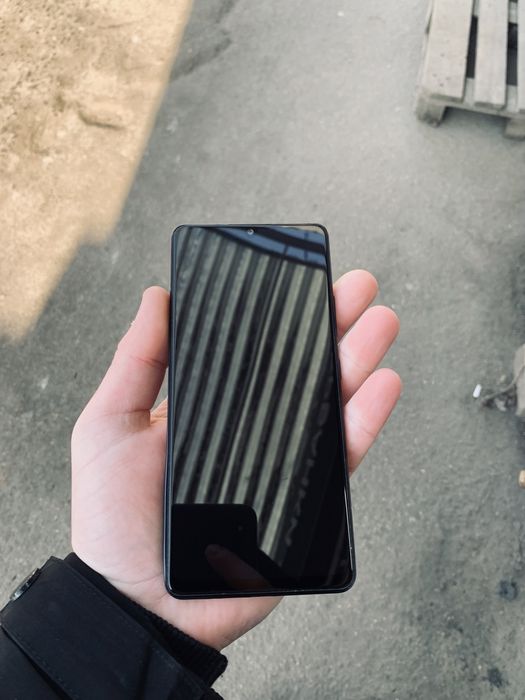 Продам телефон Samsung a42 5g (128) в идеальном состоянии