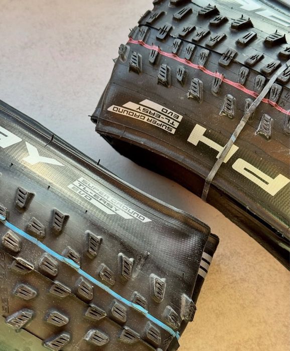 Покришки Schwalbe Racing Ralph Ray Smart Sam Hurricane Thunderburt