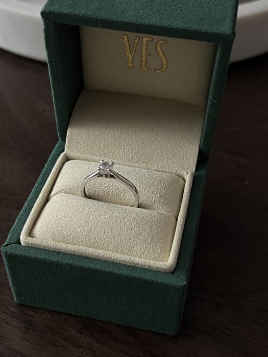 Pierścionek zaręczynowy roz 11 YES białe złoto 0,33 karata