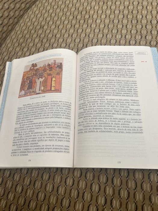 Livro de História - 10 ano