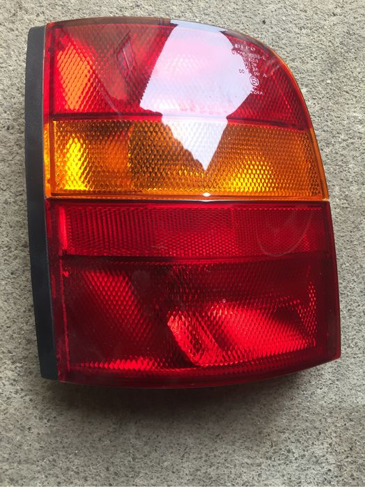 Vendo farol nissan micra